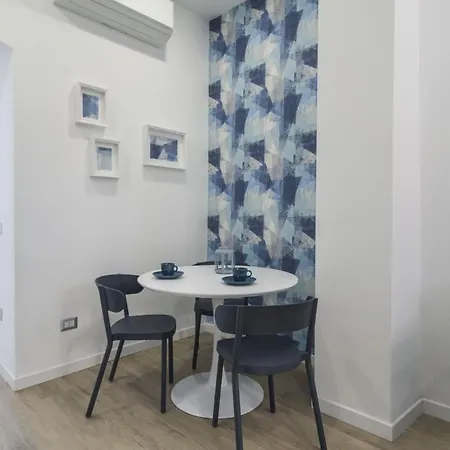 Easylife - Accogliente Dimora In Zona Risorgimento Appartamento *