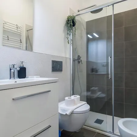 Easylife - Accogliente Dimora In Zona Risorgimento Appartamento *